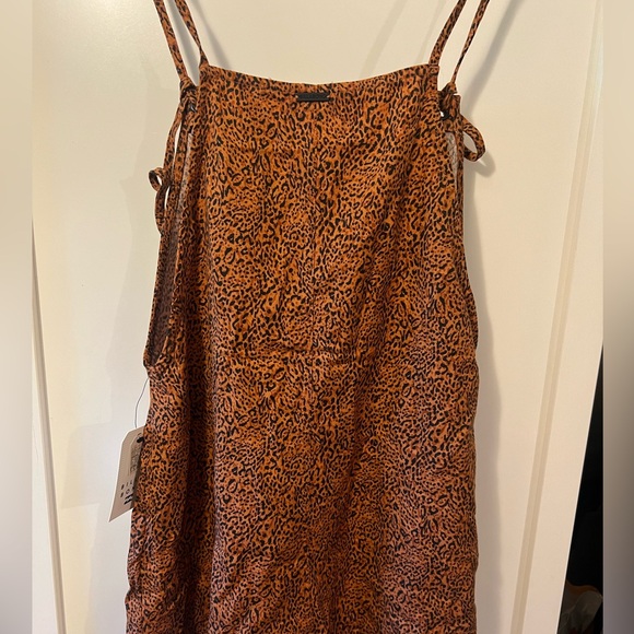 Billabong Romper NWT - Picture 7 of 7